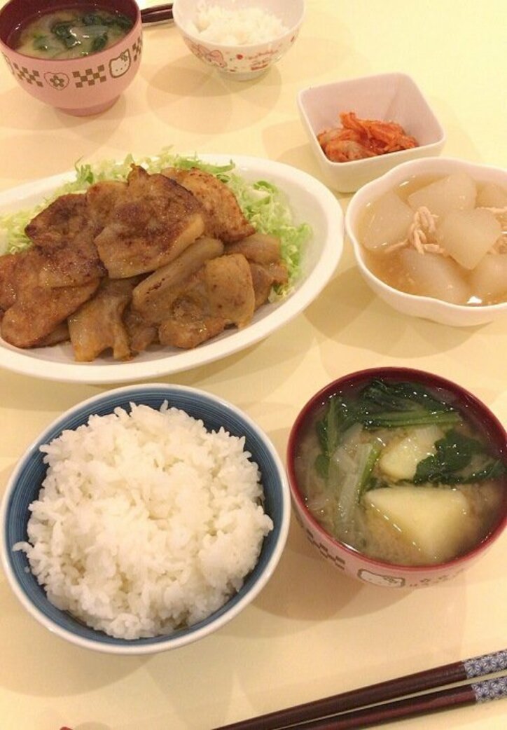 上原さくら、夫に褒められて複雑だった料理「やめて...ほんと、焼いただけだから」