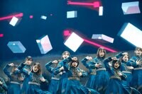 欅坂46 東京ドーム公演で圧巻のパフォーマンス
