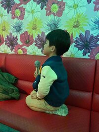 金子恵美『カラオケでの息子の変わった姿勢』