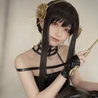 「な、なんつー破壊力…」人気TikToker・あかせあかり「SPY×FAMILY」ヨルに扮した美麗ショットが話題に