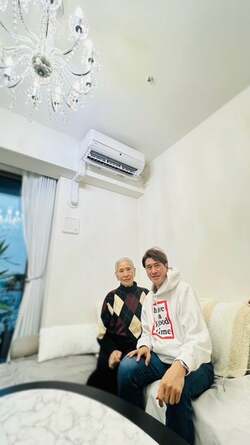  川崎麻世、新居のタワーマンションで母親と過ごした正月「東京に来るのは実に12年振りで」 