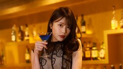 小日向ゆか、挑発的な表情＆妖艶ポージングで魅了 SPA！デジタル写真集発売記念の誌面カット公開