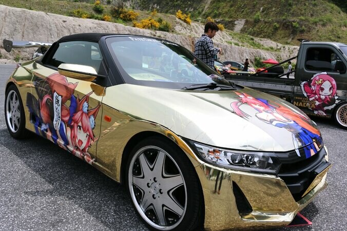 【写真・画像】「ウマ娘」「ホロライブ」ほか「痛車」１５０台が奥伊吹に大集合！初夏のスキー場で5月2５日「漫画・アニメ・ゲーム」のイベント開催！　15枚目