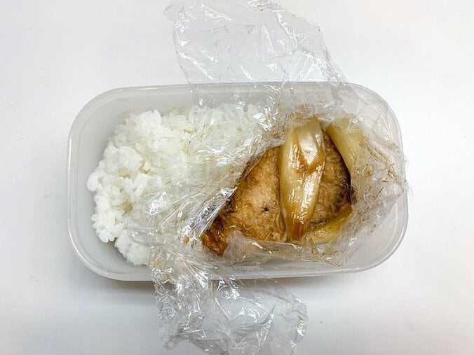 ホラン千秋、おかず1品“だけ”の弁当「ほっこり」「美味しそう」の声 1枚目