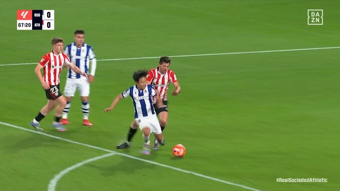 【映像】久保建英、圧巻ボール奪取→PA内で倒された瞬間