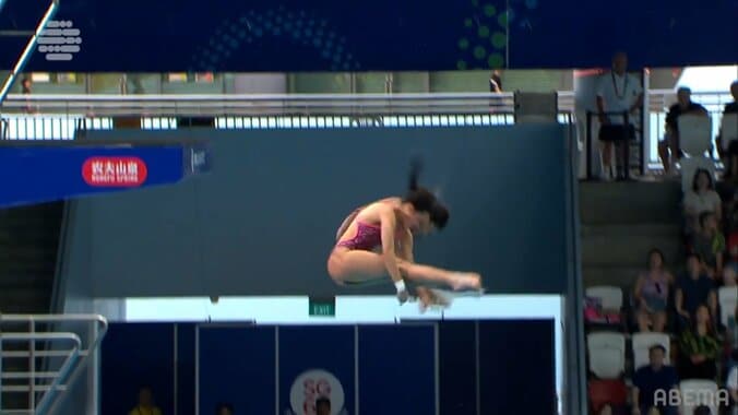 タイミングを合わせて“ジュポン！”気持ちいい入水音