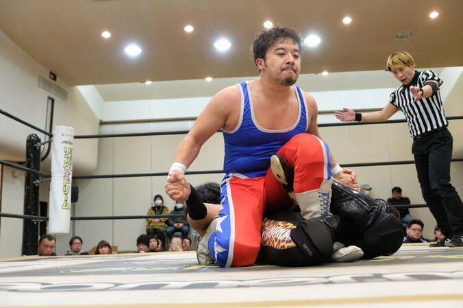 元修斗王者・勝村、前日夜に思いついた“完全サプライズ”で「ガンバレ☆プロレス」入団表明 2枚目
