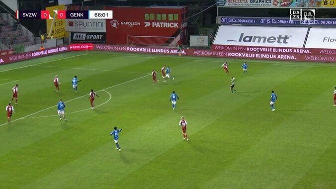 「質えぐい」伊東純也、超高精度サイドチェンジ＆強烈グラウンダーミドル炸裂「調子上げてきてるな」出場即チャンス演出でファン歓喜 3枚目