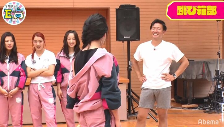 E-girls夏恋の男ウケする可愛さにメンバーが嫉妬!?「どの先生も夏恋には優しい」「女の先生呼んで!」