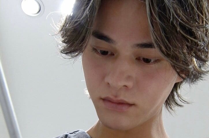 【写真・画像】イケメンすぎるアートメイク施術者、盗撮被害を告白「DMで送られてきます」 1枚目