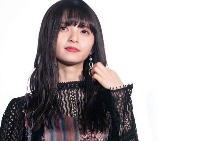 齋藤飛鳥が語る恋愛観「追いかけてもらう方がいいけど…」