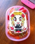 みきママ、鍋の残りで作った『鬼滅の刃』弁当「すき煮弁当にしました」