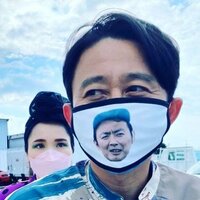 有吉弘行、アンガールズ田中がプリントされたマスクを着用「タナさんへの愛が凄い」「イイ3ショット」の声