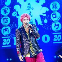 「カッコよすぎる」「好きすぎて倒れそう」EXIT・兼近大樹のステージショットにファン悶絶