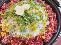  石川梨華、実家に帰省して作った7人前の料理「お好み焼き15枚は焼きました」 