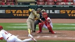 大谷翔平が大ピンチ！なんで、こんな打てるんだ…！？ イチローが認めた安打製造機の“内角変態打ち”がヤバすぎる　ファン騒然「4割到達しそう」「イチローかな」