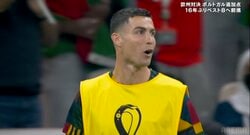 「クリスティアーノ・ロナウドもうれしそう」“戦友”のゴールにニッコリ　決勝トーナメント出場選手で最年長、39歳ペペの圧巻ヘッド弾を祝福