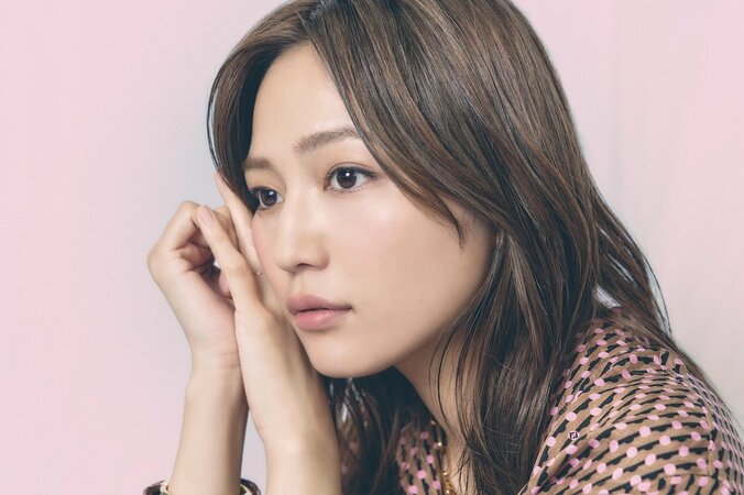 【写真・画像】川口春奈「反論したくなったことはあります」ゴシップ報道への本音を明かす『スキャンダルイブ』インタビュー　5枚目