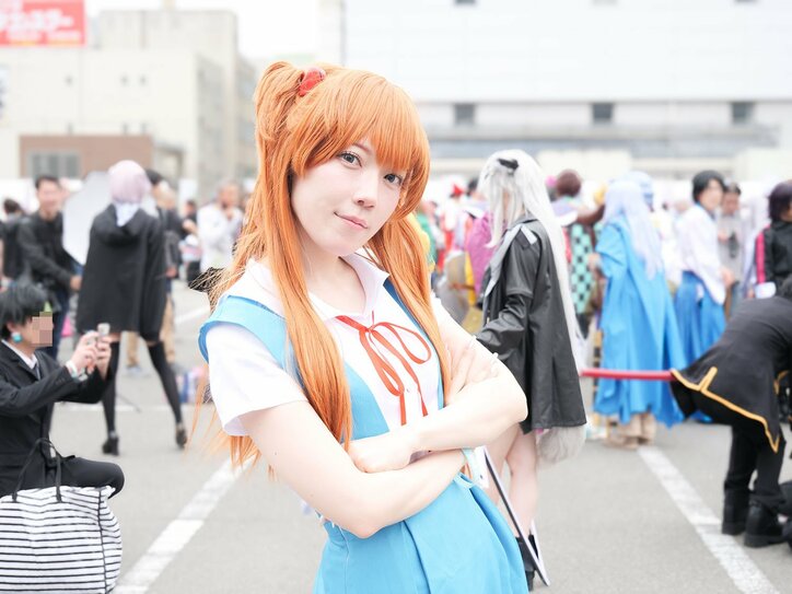 [Photos/Images] 【簡体字】大阪的一家咖啡酒吧的店员挑战了《エヴァ》中的アスカ的角色扮演！“我特别注意了她的坚韧和傲娇的气质。” 3rd