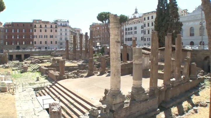 バナナマン設楽、ローマでカエサルとSNOWで顔交換　リアル「カイザー設楽」が出来上がる