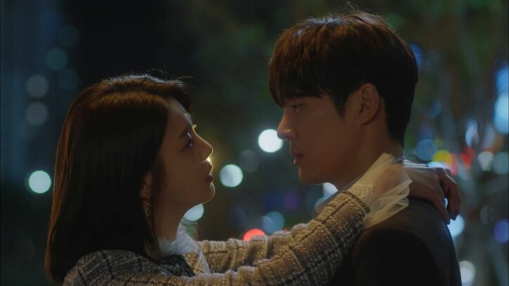 イ・ユリ主演!コスメ業界を舞台に運命が入れ替わった2人の女性の壮絶な生き様を描く、愛憎サスペンス『かくれんぼ』