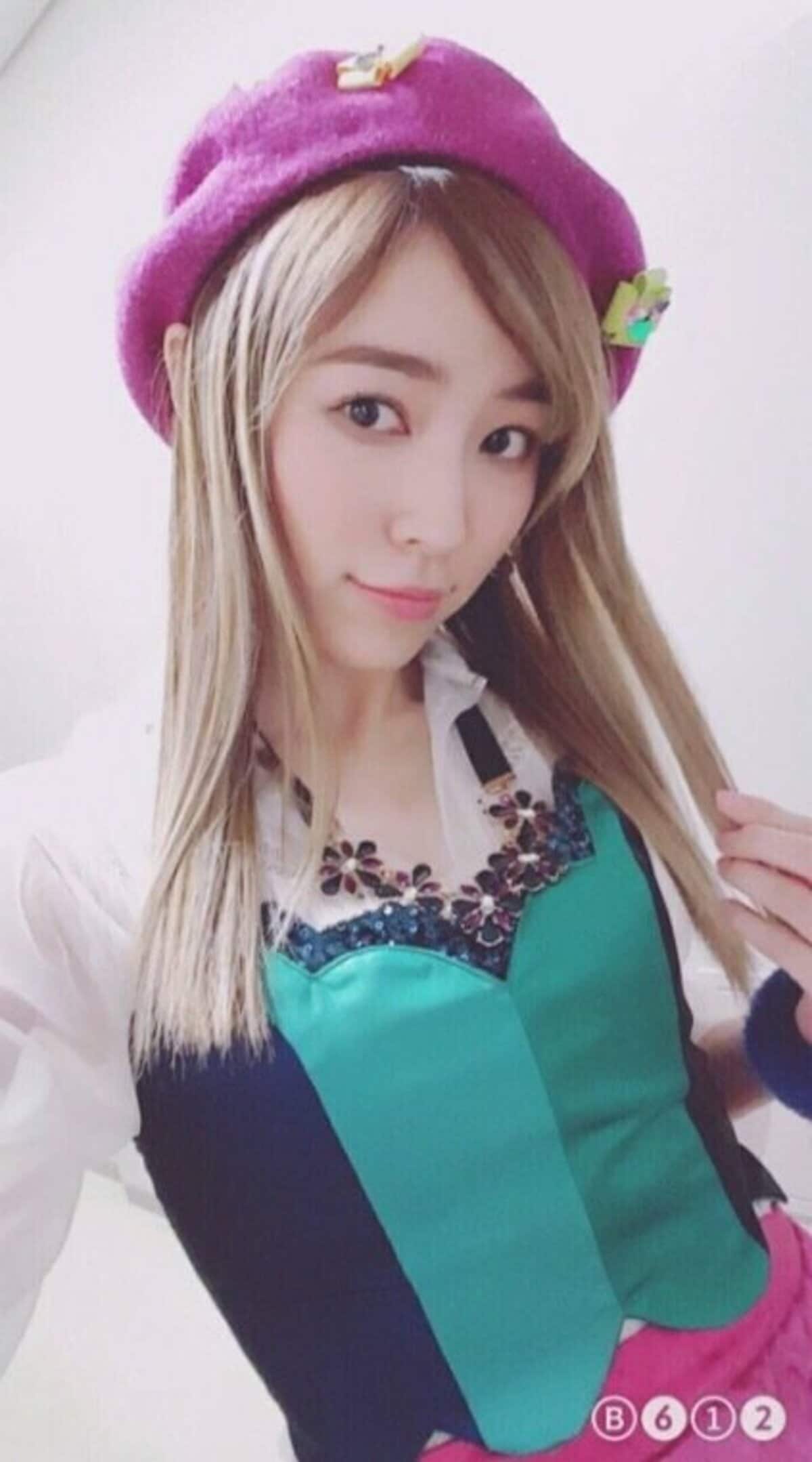 SKE48松井珠理奈、金髪でカラフル衣装披露「ぱるちゃんの分も