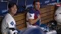 大谷翔平、豪快6号ホームランで“あのポーズ”も「超特大」…カメラが映した“ゴキゲンすぎる”ベンチでのひと幕