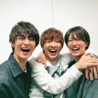 佐野勇斗、吉田仁人＆山中柔太朗との“プリクラ再現ショット”を公開「再現度高すぎ」「盛れ具合半端ない」の声