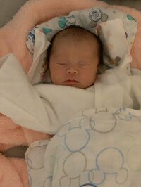 キンタロー。旦那『“ちびキン”ちゃんの元へ美人が。』