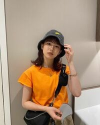 「原色も似合っててかわいい」川口葵のカジュアルな私服コーデに称賛の声