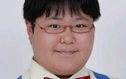 「後ろから首を絞められ失神」芸能活動の裏にあった壮絶ないじめ…元子役・細山くんが明かす苦悩と母・みな姉の支え