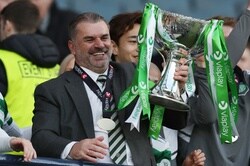 ポステコグルー監督、リーグ杯制覇に歓喜「素晴らしいサッカーができた」