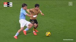 久保建英、驚異のボールキープに喝采「相手も意地になってる」超執拗マークも強靭フィジカルでブロック＆引き剥がし「ファウルでしか止められない」