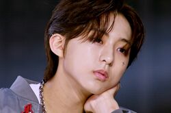 「彼は練習の鬼」「どれだけ練習したんだ」ニジプロ出身の練習生、一人だけ別次元のパフォーマンス！現役アイドルが衝撃を受ける