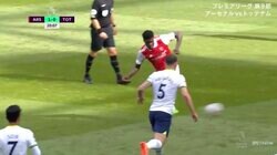 時が止まる・・・！  敵将も思わず笑ってしまった「美しすぎるミドルシュート」が炸裂