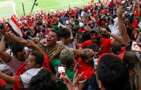 モロッコサポーターのゴミ拾いが称賛、「日本の影響は大きい」という声の一方で、イスラム教徒の文化という声も