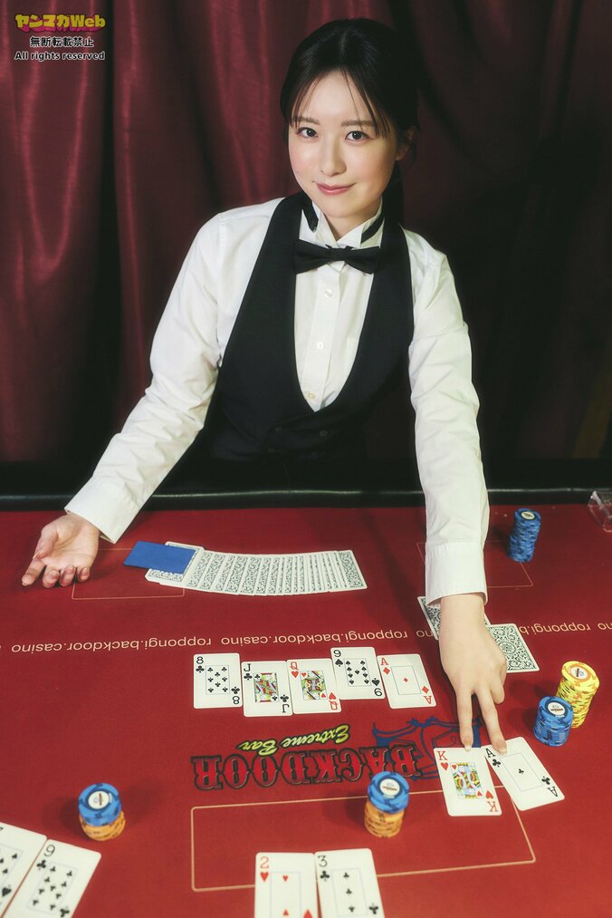 働くお姉さん：西野夢菜