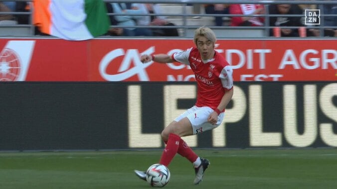 【映像】伊東純也、相手4人を抜くイナズマ・スルーパス