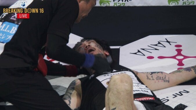 【写真・画像】瓜田純士、“アウトローのカリスマ”が壮絶KO負け ブレイキングダウンを引退へ　1枚目