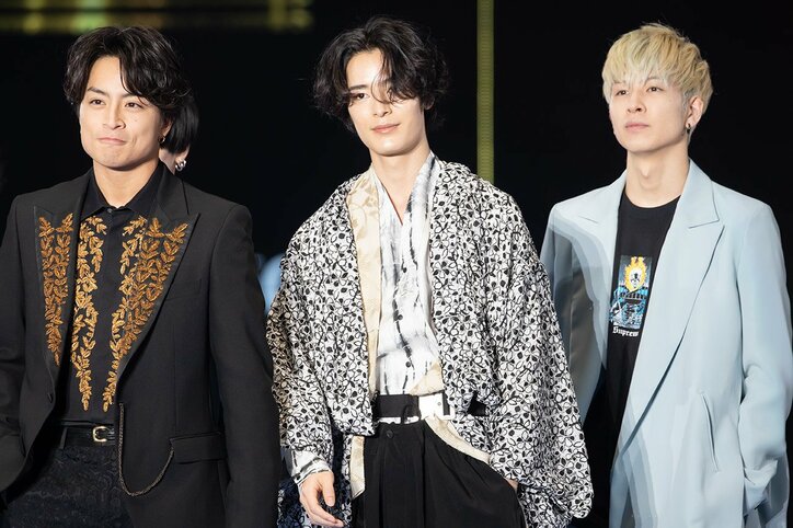 「顔面力が強い男たち」白濱亜嵐、川村壱馬・吉野北人・塩野瑛久らとTGCの舞台に登場! 片寄涼太もサプライズ歌唱