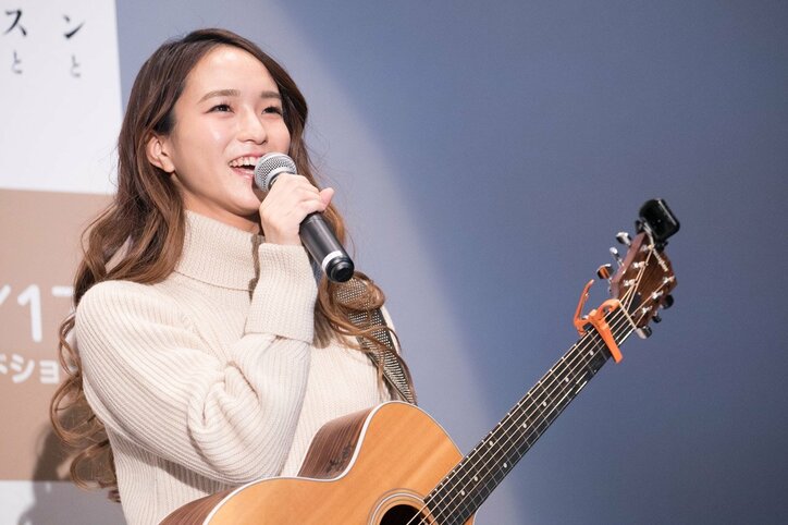 深川麻衣、初主演映画「パンとバスと2度目のハツコイ」完成披露で「くまさんパン」完成させる