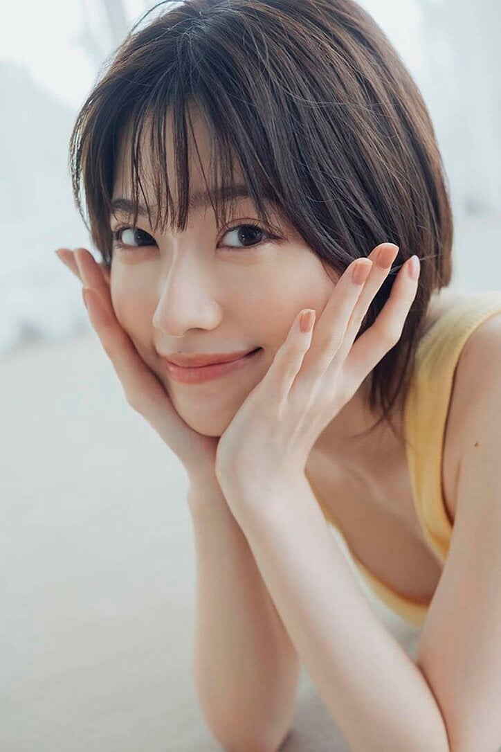 『ウマ娘』などの声優・礒部花凜、水着&ランジェリーにも挑戦…初の写真集発売決定