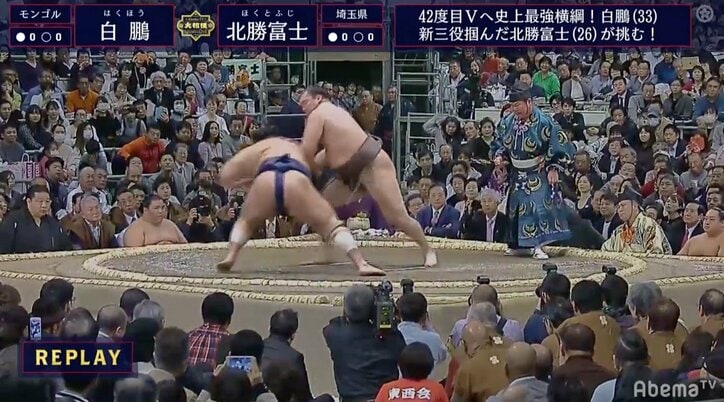 休場明け白鵬、左肩「ぐいっ！」だけで貫禄勝利　42度目の賜杯目指し余裕の白星