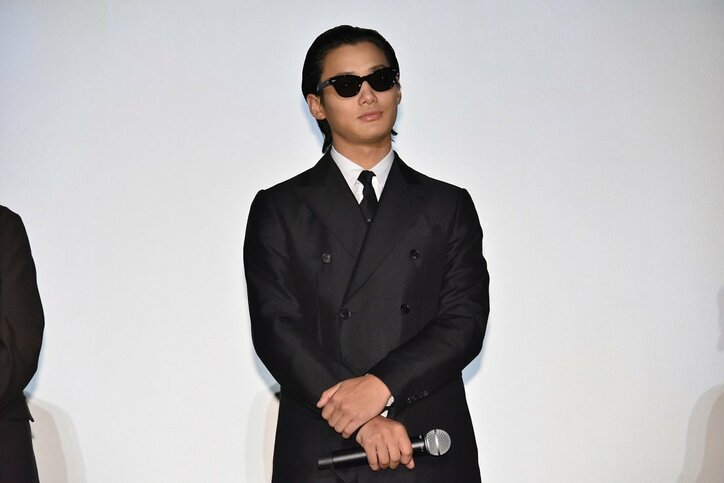 野村周平、共演者から炎上キャラをイジられ「呟いたら勝手になる」