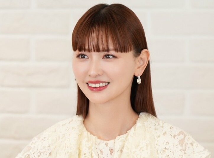 【写真・画像】鈴木えみ、モデル仲間たちから“人気の芸人”を明かす「めっちゃ大好きなんだけど」　1枚目