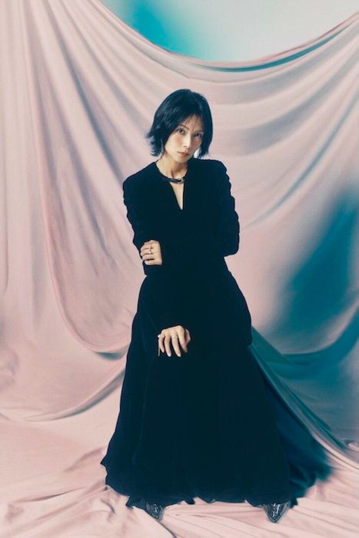 【写真・画像】柴咲コウ「クール」「怖そう」なイメージを覆す素顔 …10年の社長業で培った“頼る力”「現場ではスカさずアホに徹します(笑)」 2枚目