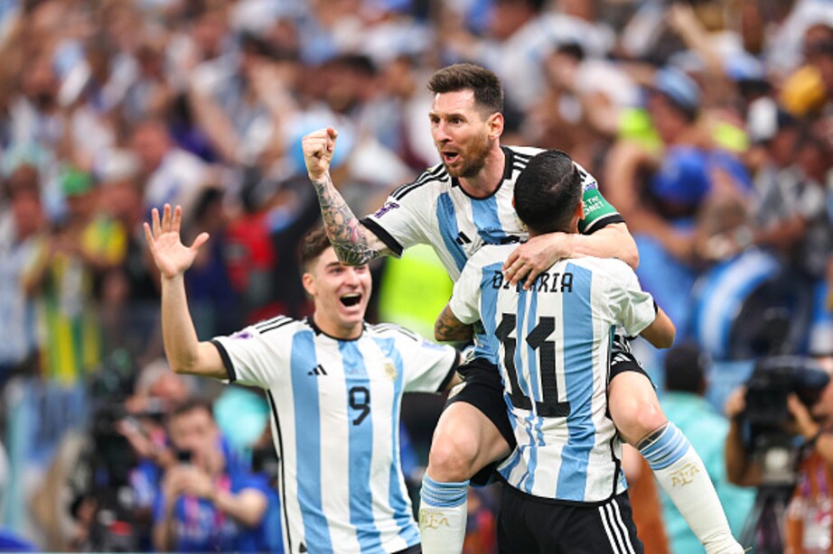 ［W杯マッチ24］メッシが窮地を救った！　アルゼンチン、メキシコの粘り強い守備に苦しむも待望の勝ち点「3」