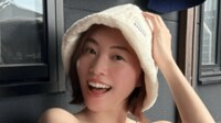 【映像】松井珠理奈（28）、サウナ満喫の水着ショットを連投
