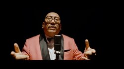 GADORO、ニューアルバム『TAKANABE』から街裏ぴんくが出演の「自遊空間」のMVを公開。