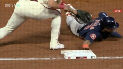 大谷翔平、絶妙な牽制でランナーアウトもチャレンジで判定覆る ネット上は「かっこいい」「翔平くんエグい」「なんでもできるな」の声